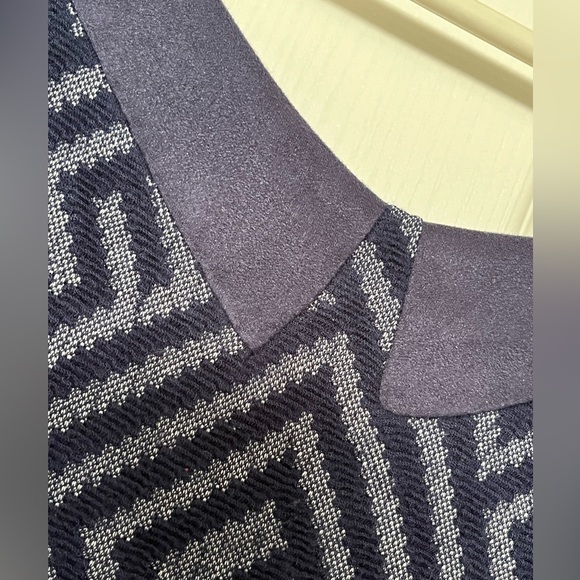 🇨🇦 Annie 50 knit geometric print navy blue dress size xs - Picture 4 of 11